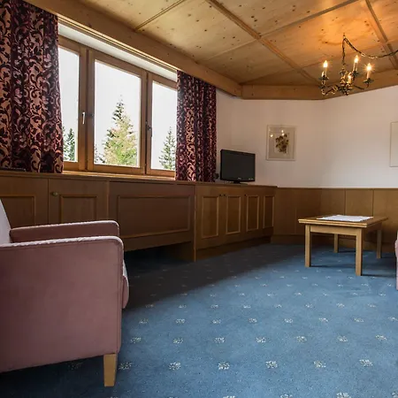 Hotel Solstein 4*