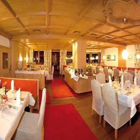 ホテル Solstein ゼーフェルト・イン・チロル